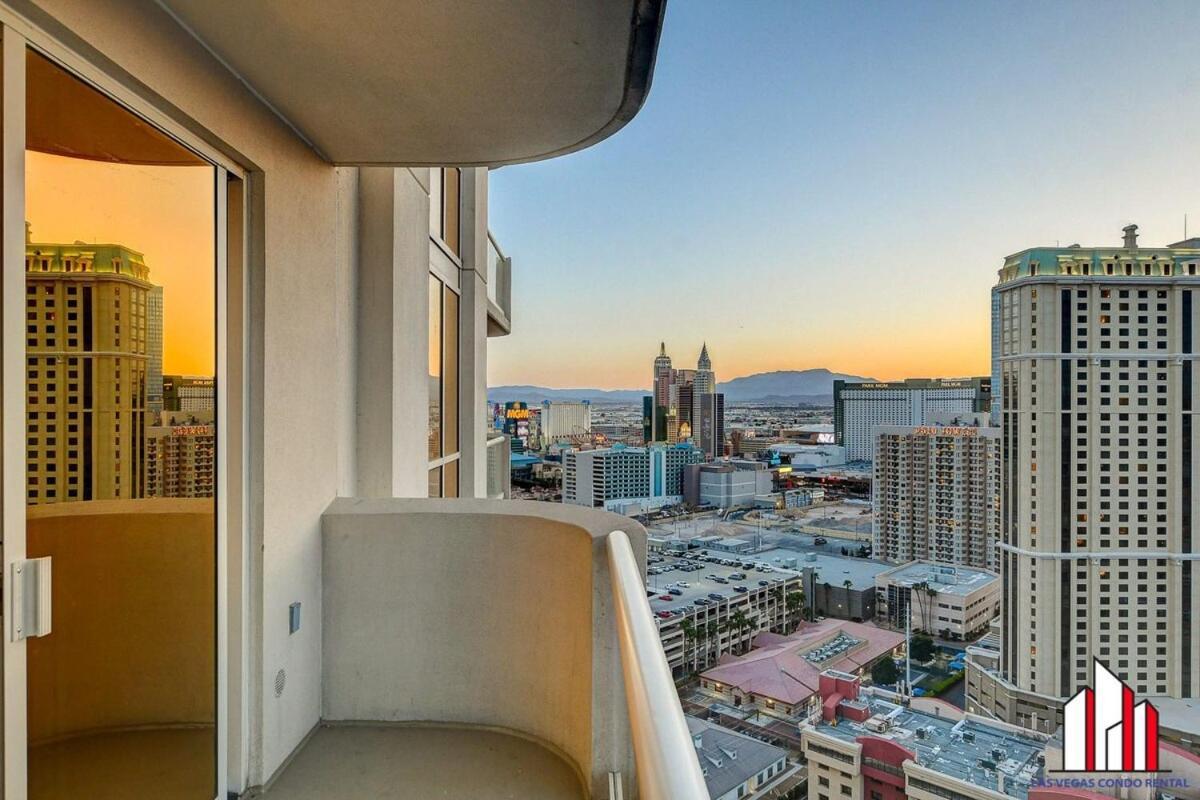 Mgm Signature-25-805 Balcony Strip Sphere F1 Views لاس فيغاس المظهر الخارجي الصورة