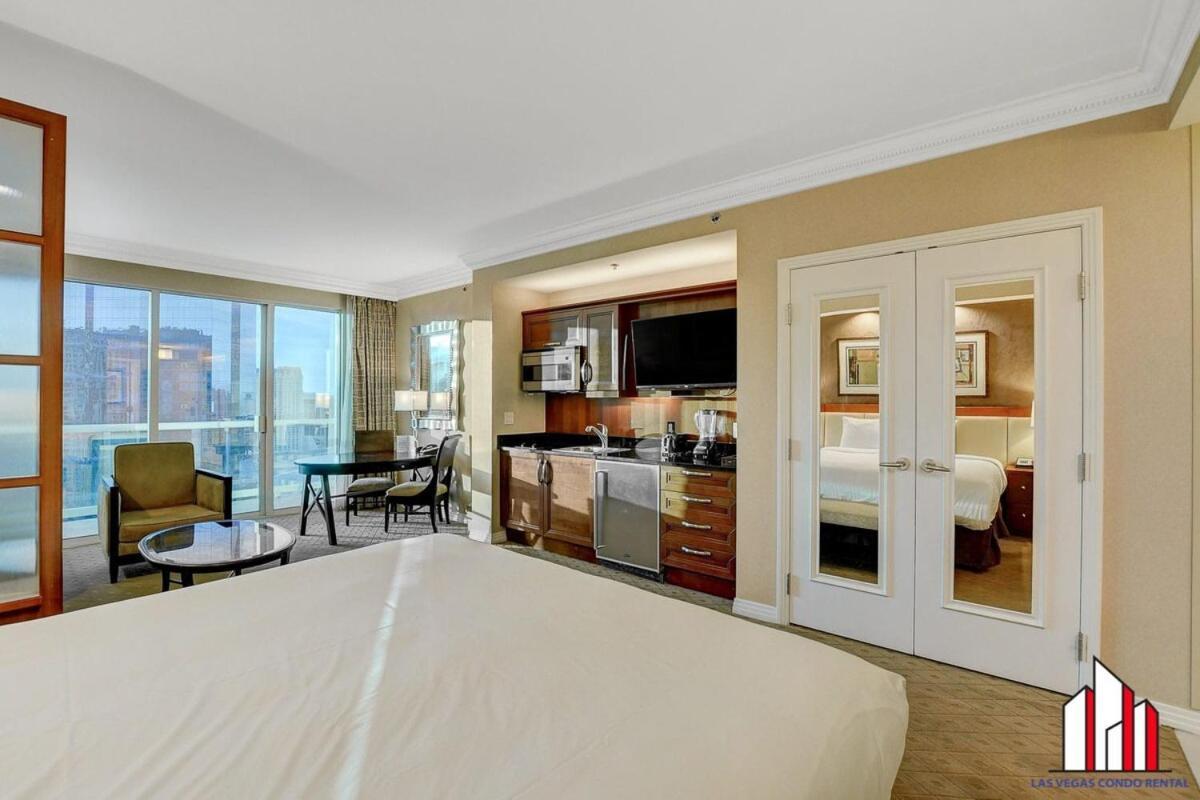 Mgm Signature-25-805 Balcony Strip Sphere F1 Views لاس فيغاس المظهر الخارجي الصورة